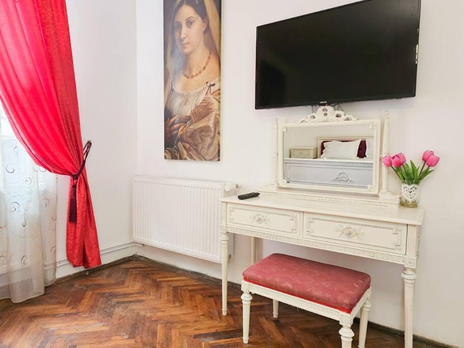 Ludovic Boutique Apartment Brașov Exterior foto